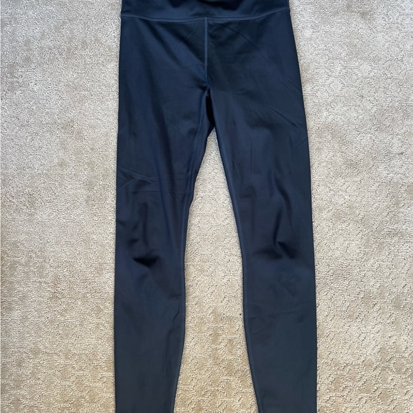 Fabletics black leggings, size S - Picture 2 of 3